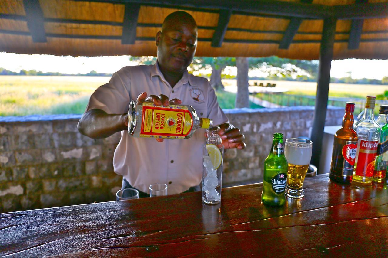 La Rochelle Lodge Okaukuejo Luaran gambar