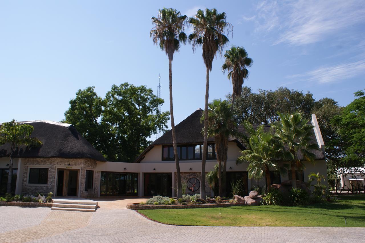 La Rochelle Lodge Okaukuejo Luaran gambar