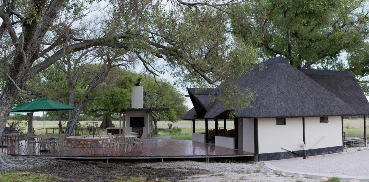 La Rochelle Lodge Okaukuejo Luaran gambar